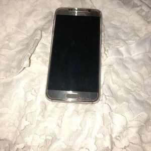 Samsung Galaxy S6 with case and screen protector